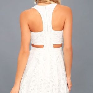 NWOT Lulu’s Daisy Date White Lace Skater Dress